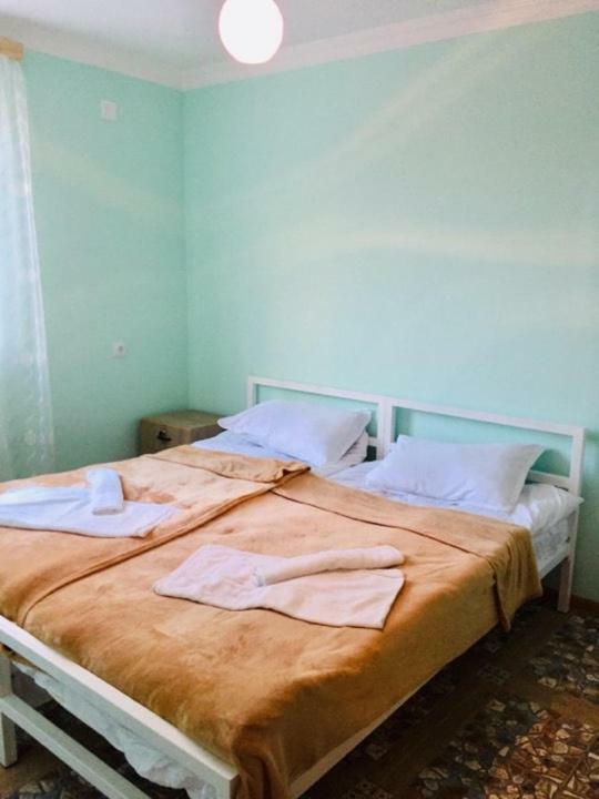 Lali Bed & Breakfast Тбилиси Екстериор снимка